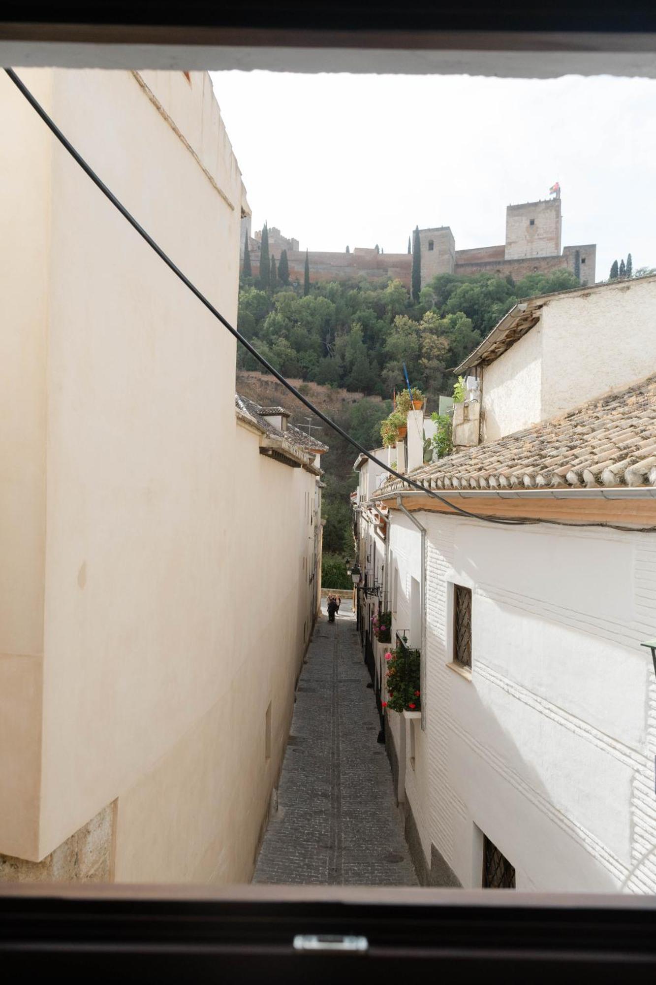 Apartamento Duplex Con Vista A La Alhambra Granada Eksteriør billede
